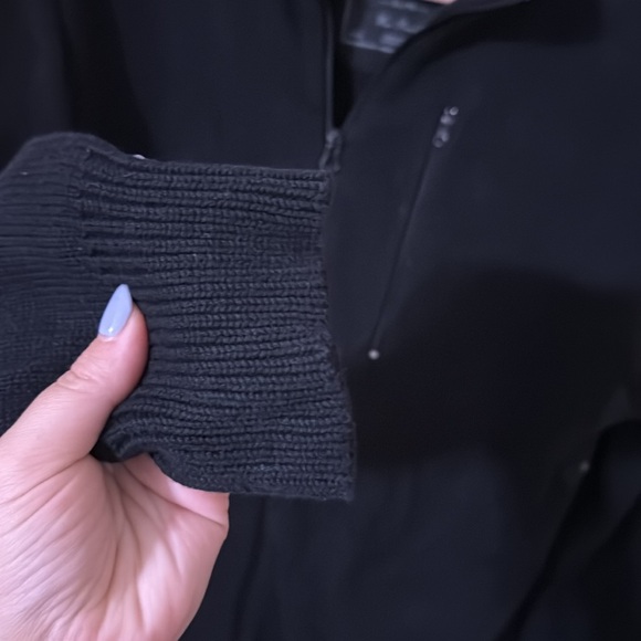 Men’s Luxury zip sweater. - Picture 4 of 8